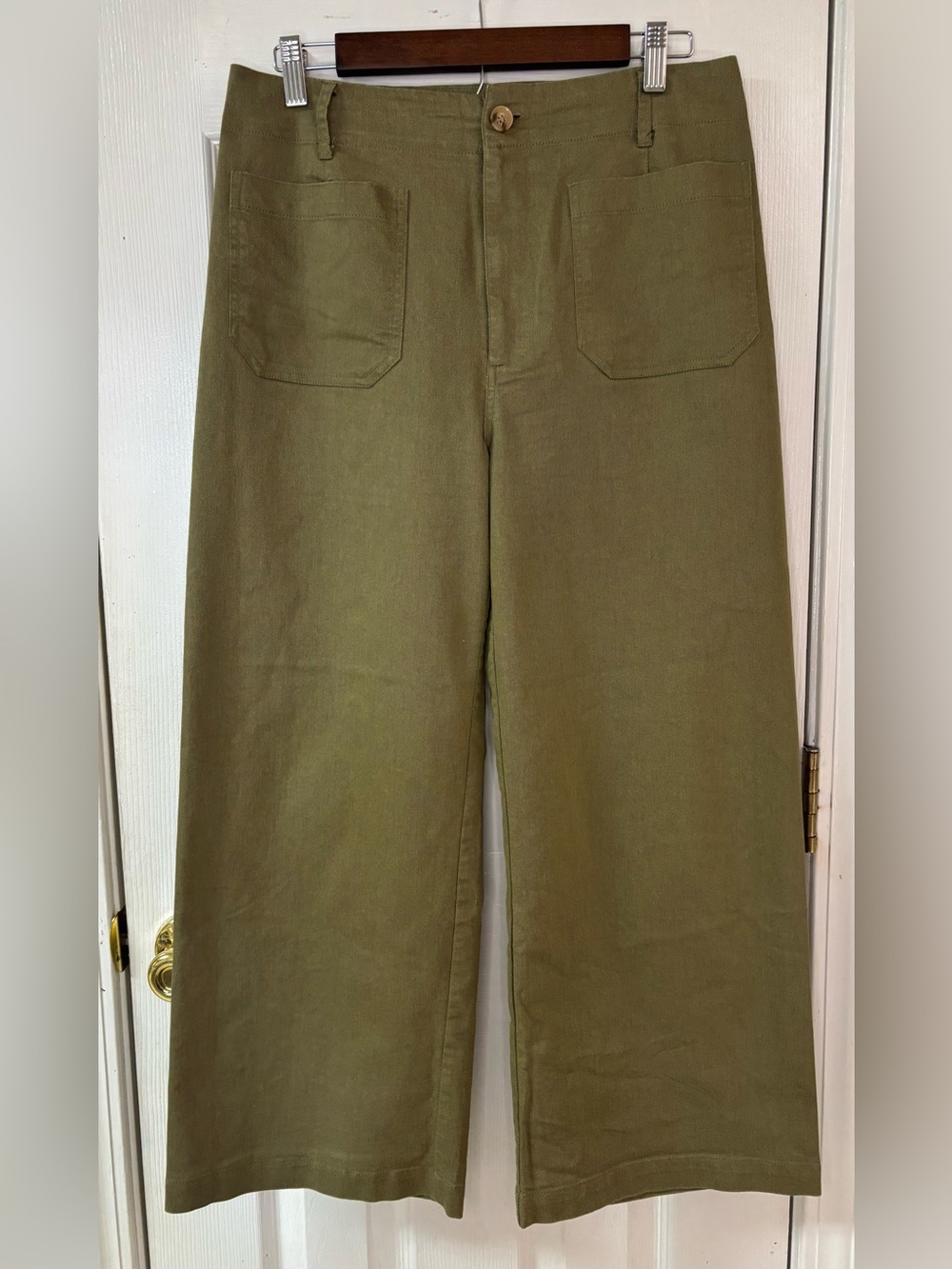 High-Rise Wide-Leg Ankle Pants in Olive Green